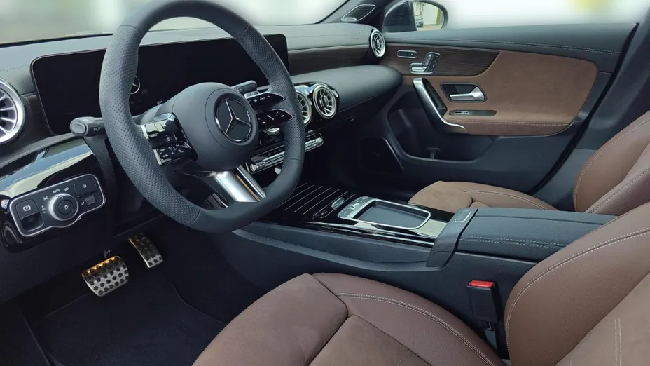 MERCEDES-BENZ CLA CLA 200 mHEV AMG Line 7G-DCT Nowy