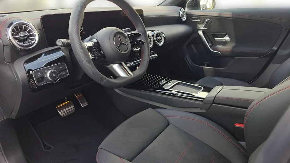 MERCEDES-BENZ CLA CLA 200 mHEV AMG Line 7G-DCT Nowy