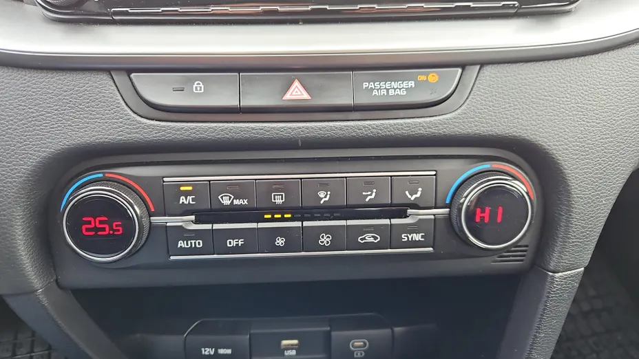 KIA Cee'd Ceed 1.5 T-GDI M