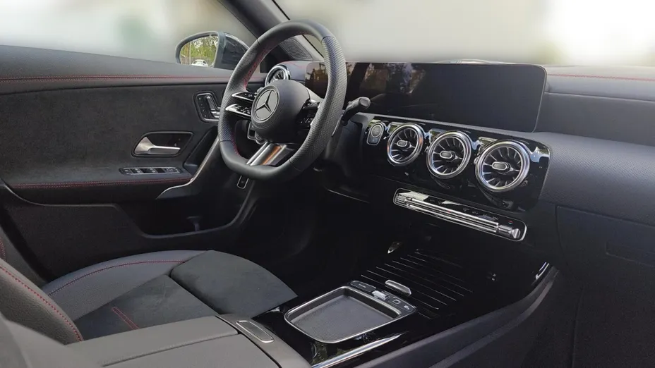 MERCEDES-BENZ CLA CLA 200 mHEV AMG Line 7G-DCT Nowy