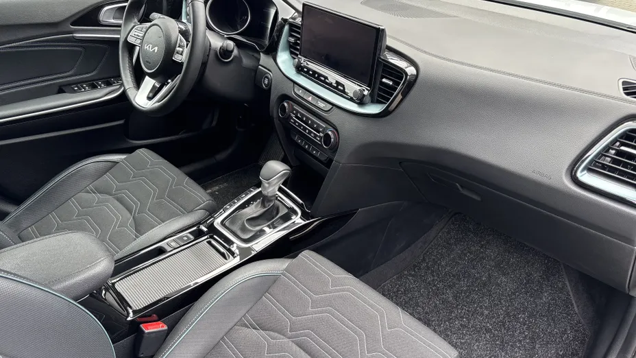KIA XCeed XCeed 1.6 T-GDI Tribute DCT