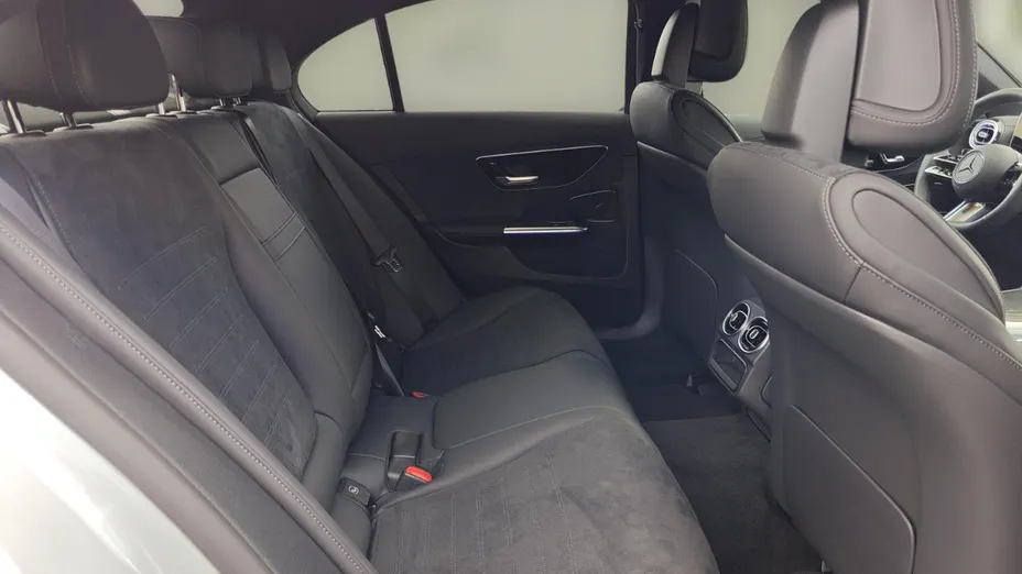 MERCEDES-BENZ C Klasa C 300 de PHEV 4-Matic AMG Nowy