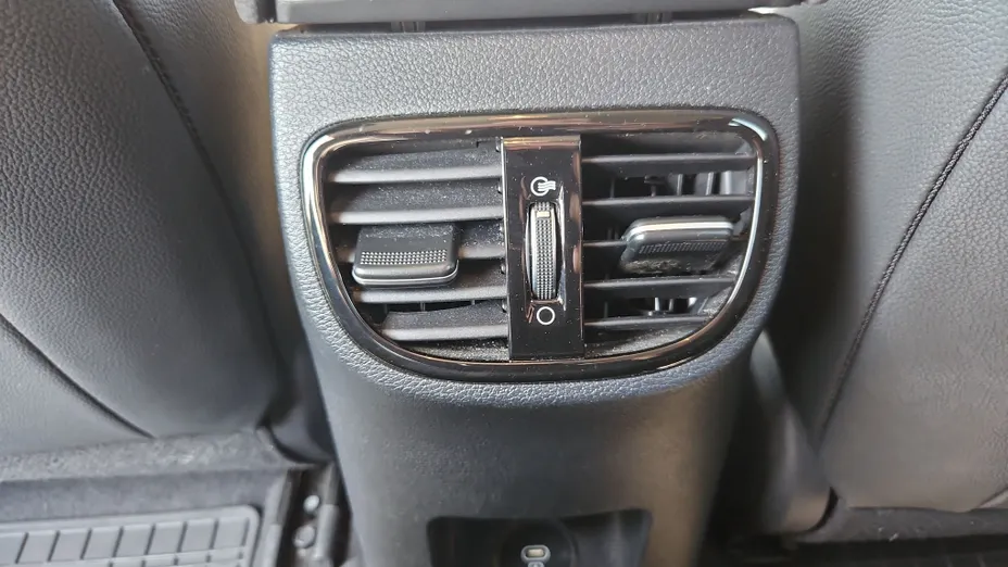KIA Cee'd Ceed 1.5 T-GDI Tribute DCT
