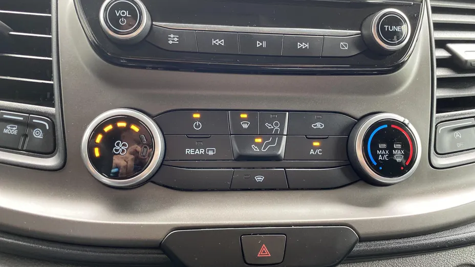 FORD Transit Custom Transit Custom 340 L2H1 Trend