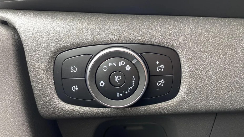 FORD Transit Custom Transit Custom 340 L2H1 Trend