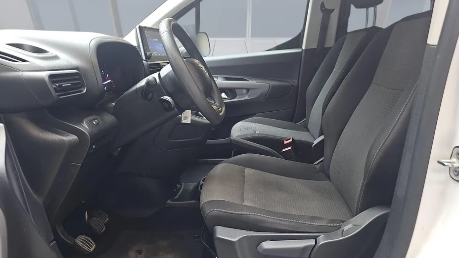 TOYOTA Proace City Verso Proace City Verso Long 1.5 D-4D Business