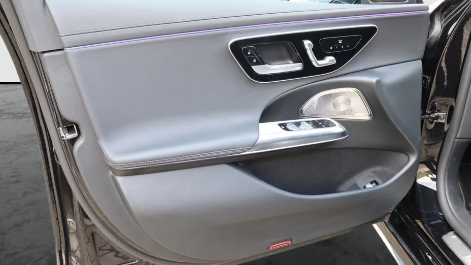 MERCEDES-BENZ E Klasa E 220 d mHEV 4-Matic AMG 9G-Tronic