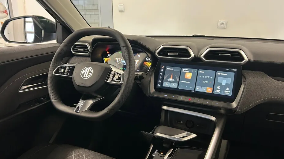 MG ZS ZS 1.5 HEV+ Excite aut Nowy