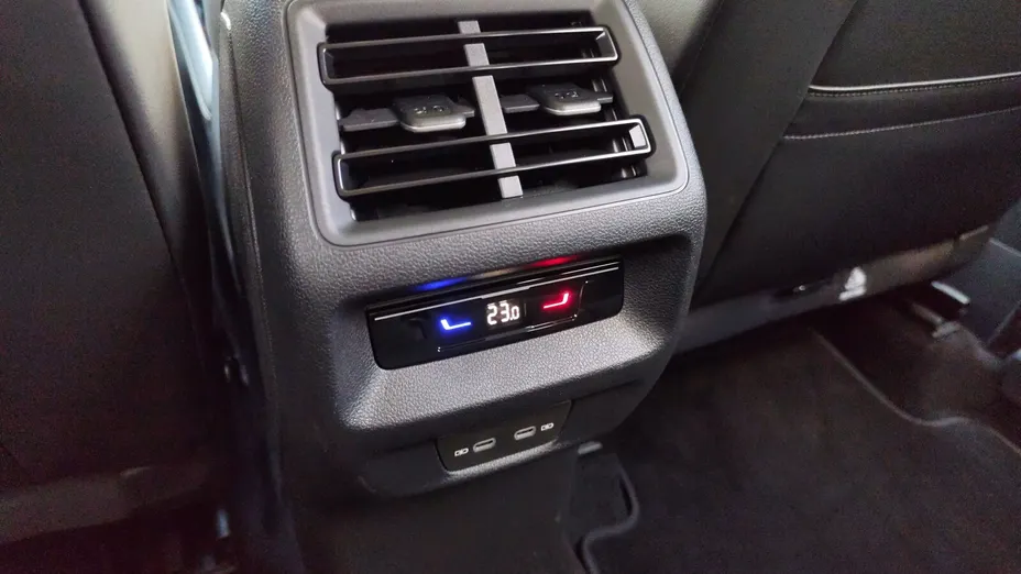 VOLKSWAGEN Tayron Tayron 1.5 TSI eHybrid PHEV 150kW Elegance DSG