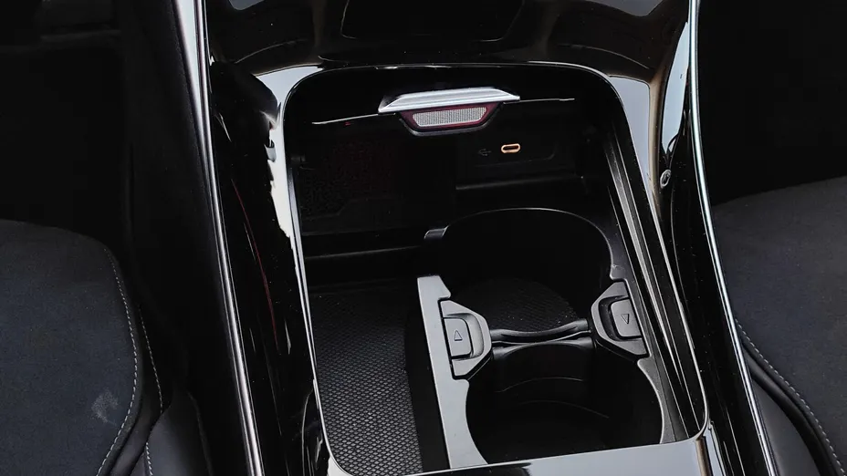 MERCEDES-BENZ C Klasa C 200 mHEV 4-Matic AMG