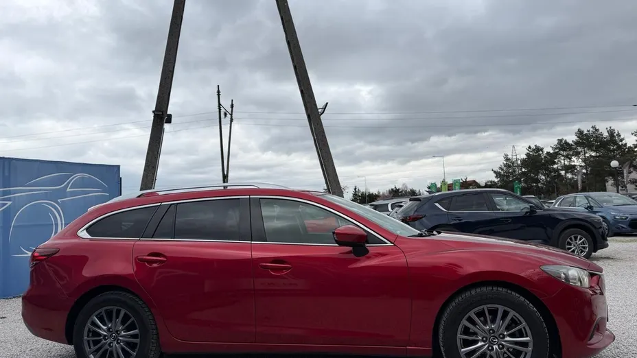 MAZDA 6 -