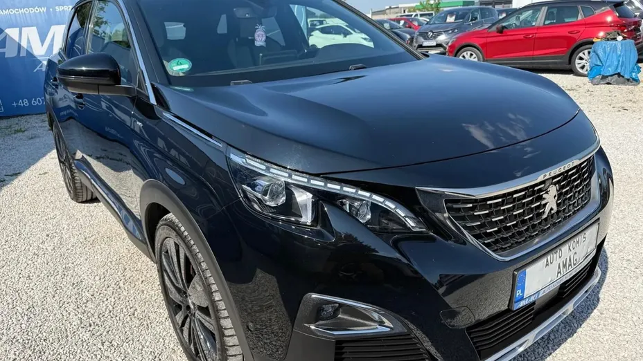 PEUGEOT 3008 -