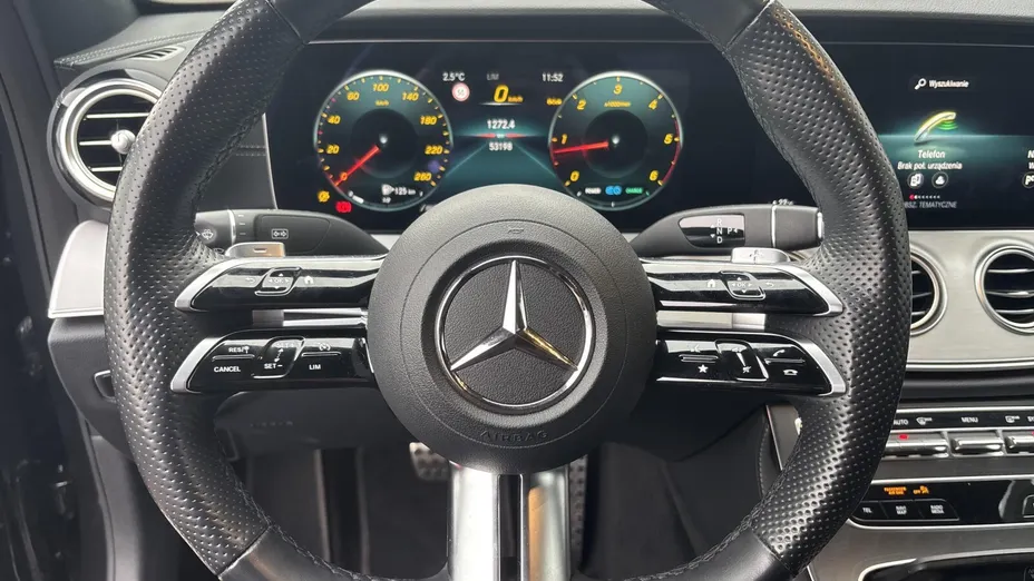 MERCEDES-BENZ E Klasa E 220 d 4-Matic AMG