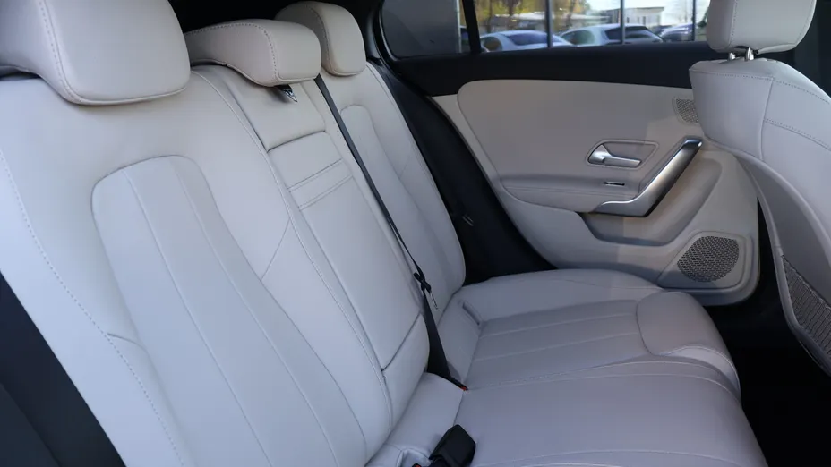 MERCEDES-BENZ A Klasa A 220 4-Matic Progressive 8G-DCT