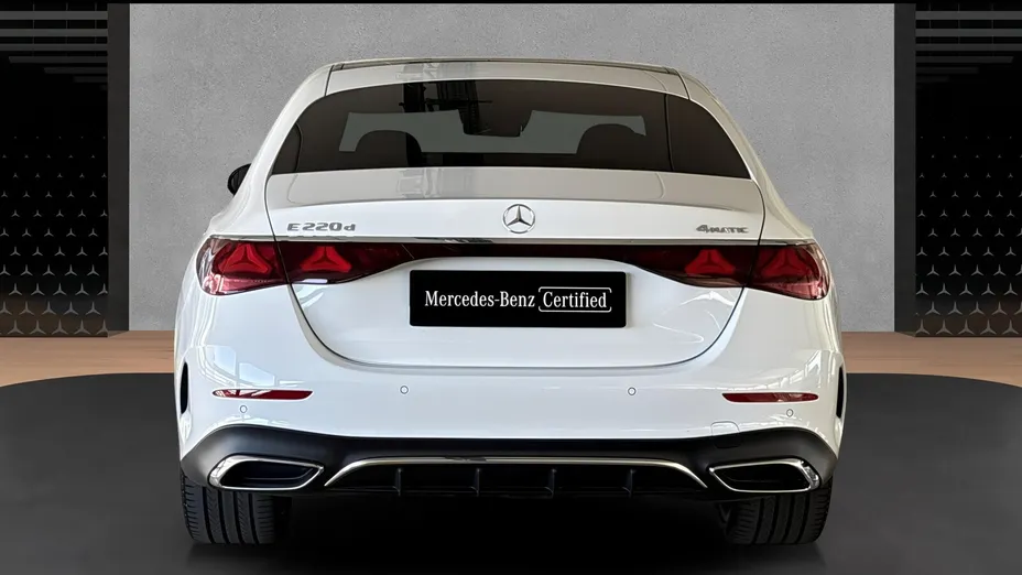 MERCEDES-BENZ E Klasa E 220 d mHEV 4-Matic AMG 9G-Tronic