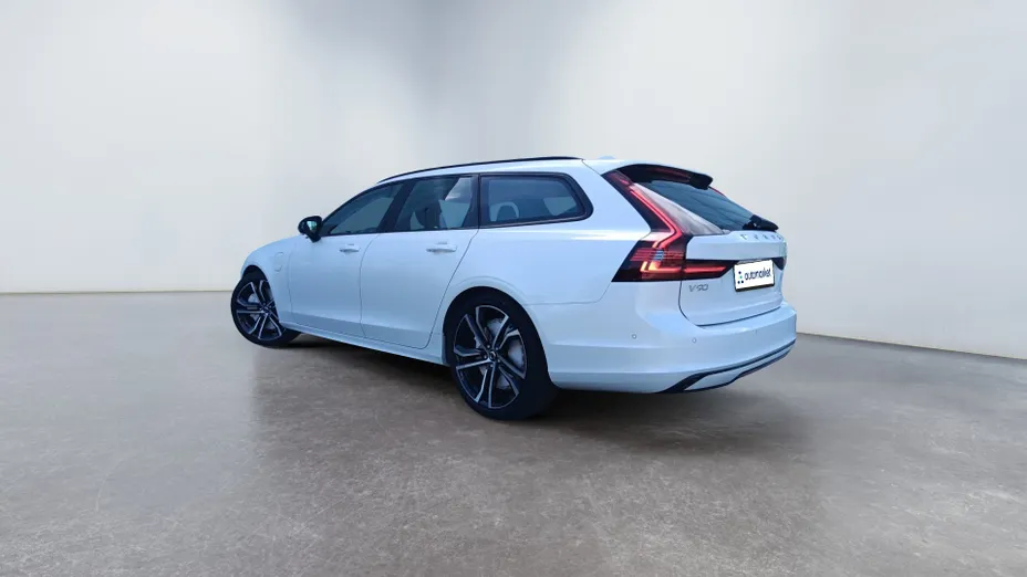 VOLVO V90 V90 T6 AWD Plug-In Hybrid Plus Dark aut Nowy