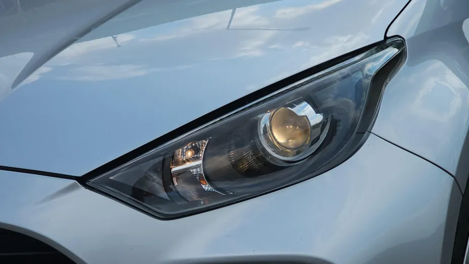 TOYOTA Yaris Yaris Hybrid 1.5 Comfort