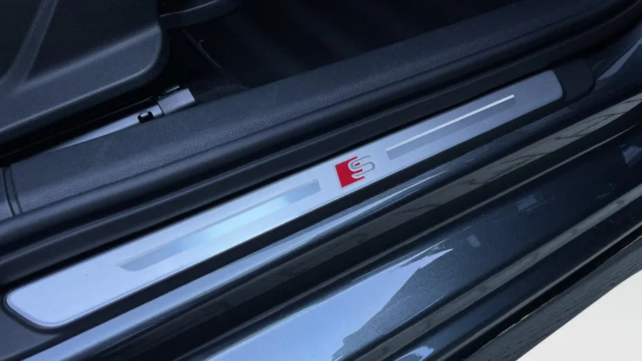 AUDI S3 Sportback -