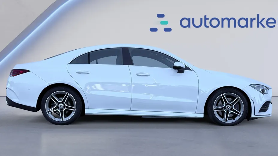 MERCEDES-BENZ CLA CLA 200 AMG Line 7G-DCT