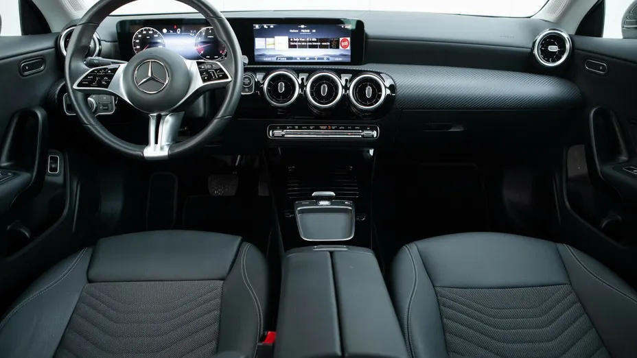 MERCEDES-BENZ CLA CLA 200 mHEV 7G-DCT