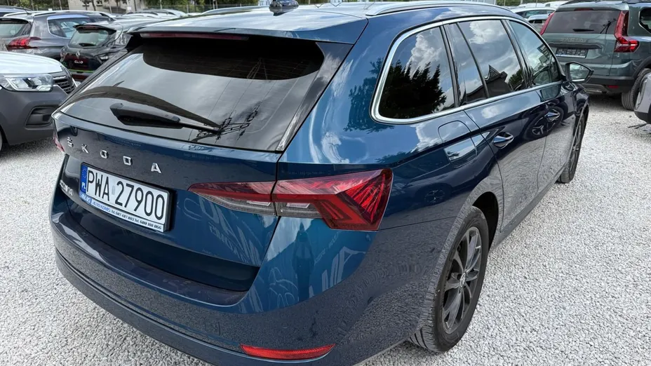 SKODA Octavia -