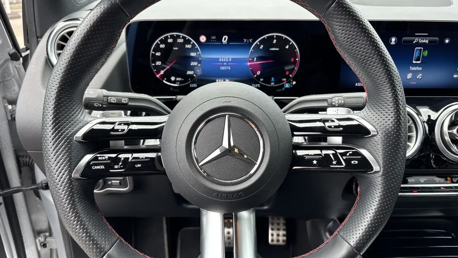 MERCEDES-BENZ B Klasa B 200 d AMG Line 8G-DCT
