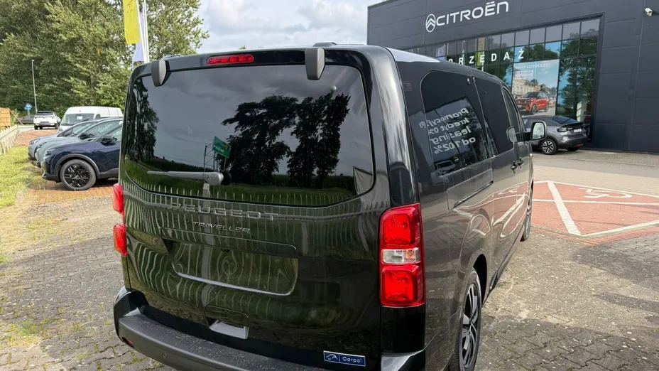 PEUGEOT Traveller Traveller 2.2 BlueHDi Long Business VIP EAT8 Nowy
