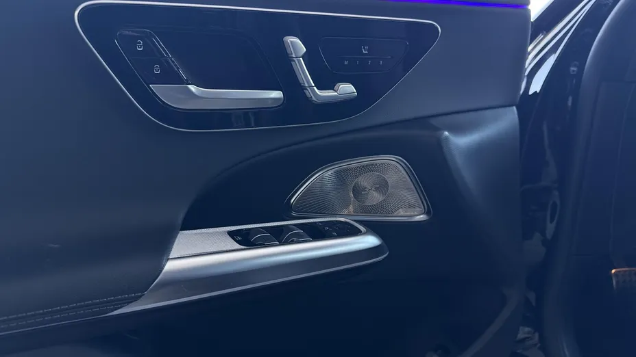 MERCEDES-BENZ E Klasa E 220 d mHEV 4-Matic AMG 9G-Tronic