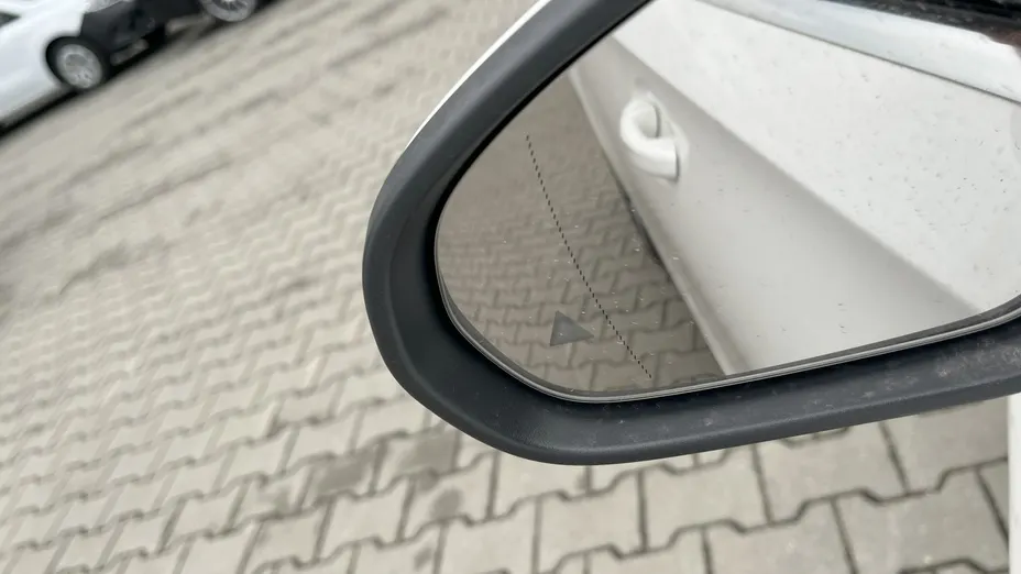 MERCEDES-BENZ A Klasa A 200 AMG Line 7G-DCT