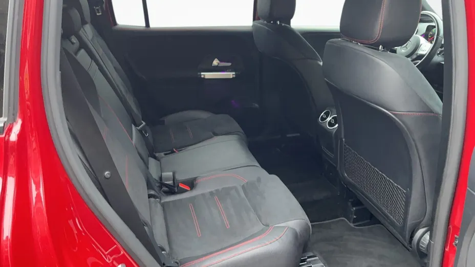 MERCEDES-BENZ GLB GLB 200 d 4-Matic AMG Line 8G-DCT