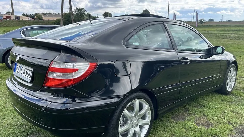 MERCEDES-BENZ C Klasa C 200 d 9G-TRONIC