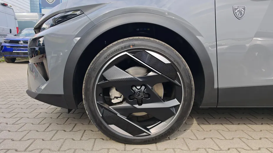 PEUGEOT 408 408 1.6 Plug-In Hybrid 225 GT Exclusive e-DCS7 Nowy