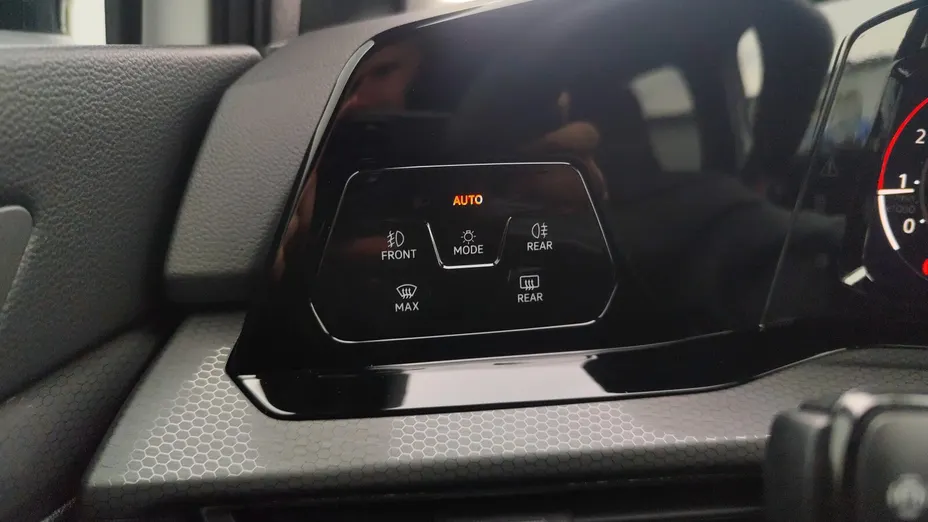 VOLKSWAGEN Golf Golf VIII 2.0 TSI GTI DSG