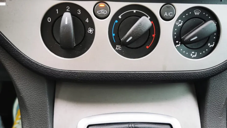 FORD Kuga -