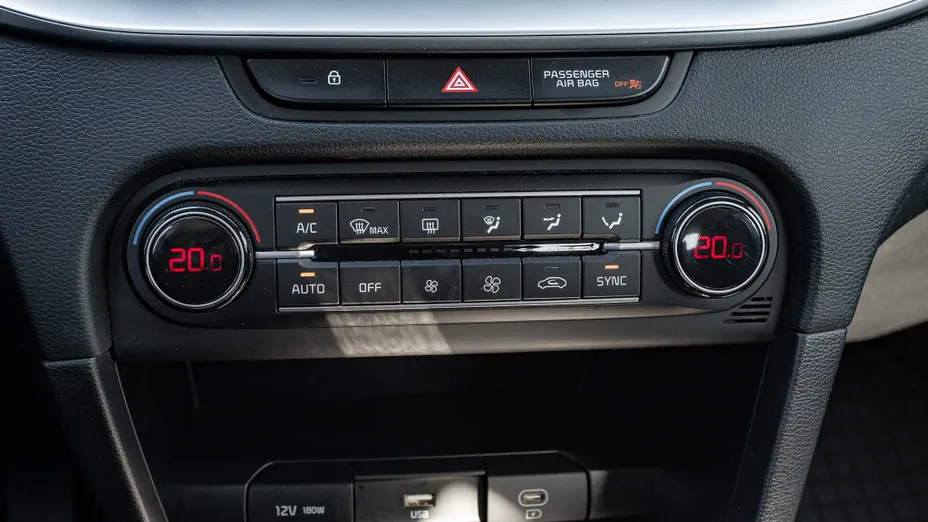 KIA Cee'd Ceed 1.5 T-GDI M DCT