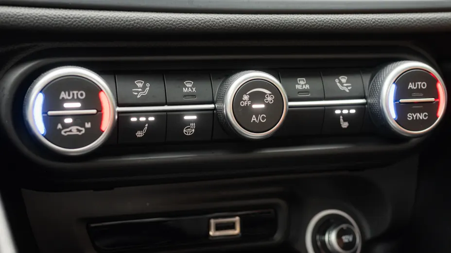 ALFA ROMEO Giulia Giulia 2.0 Turbo Veloce TI Q4 aut