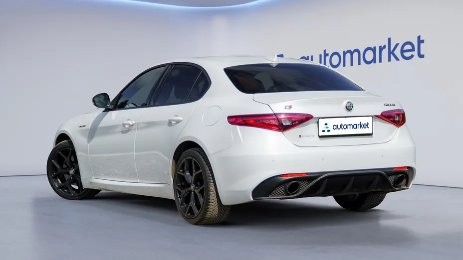 ALFA ROMEO Giulia Giulia 2.0 Turbo Veloce Q4 aut