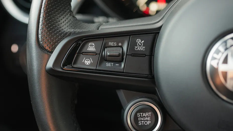 ALFA ROMEO Giulia Giulia 2.0 Turbo Veloce Q4 aut