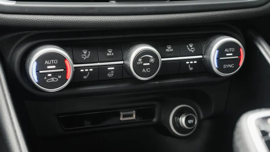 ALFA ROMEO Giulia Giulia 2.0 Turbo Veloce Q4 aut