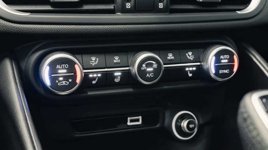 ALFA ROMEO Giulia Giulia 2.0 Turbo Veloce Q4 aut