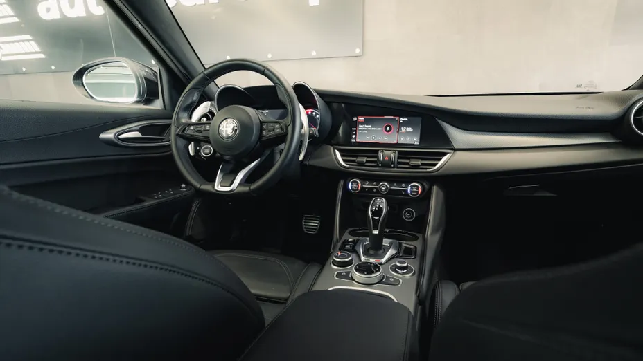 ALFA ROMEO Giulia Giulia 2.0 Turbo Veloce Q4 aut