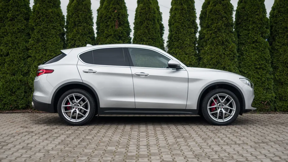 ALFA ROMEO Stelvio Stelvio 2.0 Turbo First Edition Q4 aut