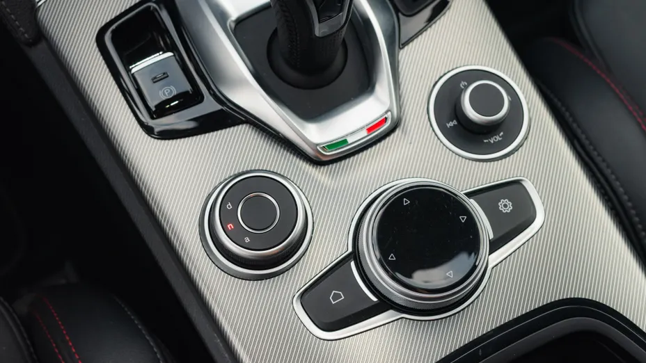ALFA ROMEO Stelvio Stelvio 2.0 Turbo Veloce Q4 aut