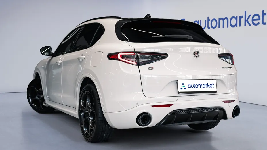ALFA ROMEO Stelvio Stelvio 2.0 Turbo Tributo Italiano Q4 aut