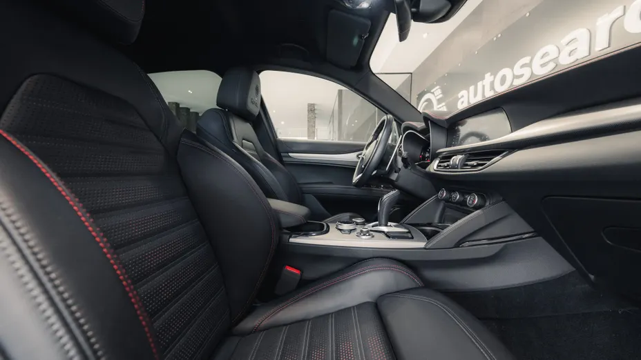 ALFA ROMEO Stelvio Stelvio 2.0 Turbo Tributo Italiano Q4 aut