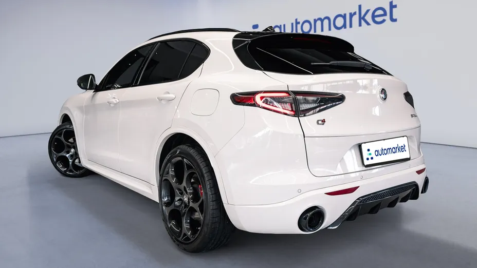 ALFA ROMEO Stelvio Stelvio 2.0 Turbo Tributo Italiano Q4 aut