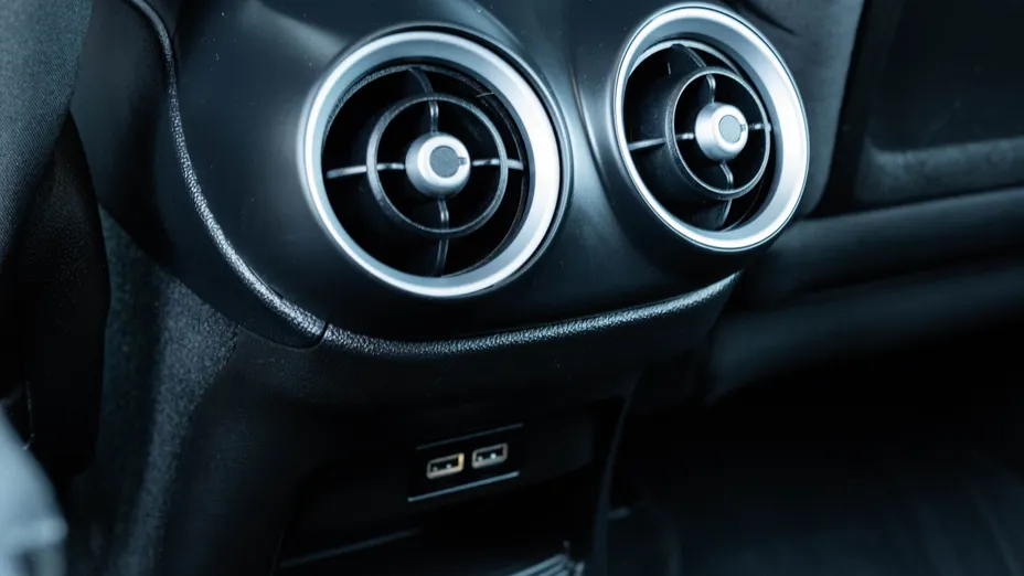 ALFA ROMEO Stelvio Stelvio 2.0 Turbo Business Q4 aut