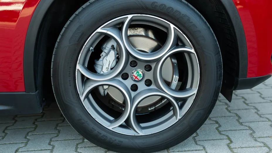 ALFA ROMEO Stelvio Stelvio 2.0 Turbo Business Q4 aut