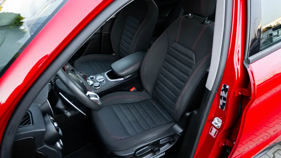 ALFA ROMEO Stelvio Stelvio 2.0 Turbo Business Q4 aut