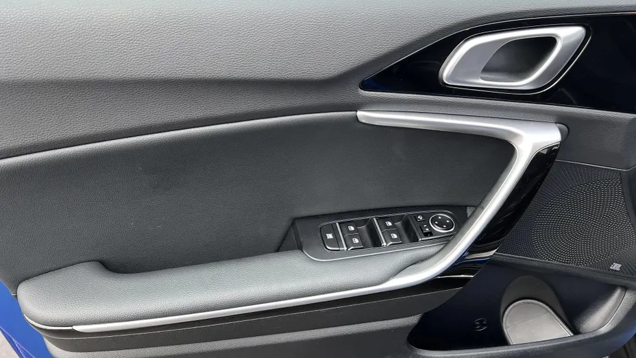 KIA XCeed XCeed 1.5 T-GDI Business Line DCT